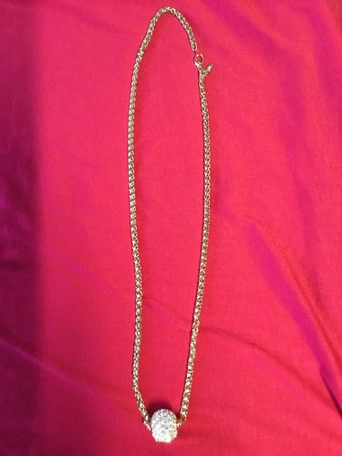 Vintage Joan Rivers Gold Tone Pendant & Necklace.