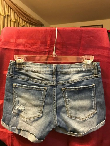 (1) Klique B. Women Jean Shorts Pants US-Size S - Picture 2 of 2