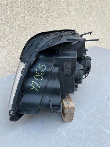 2010-2015 10 11 12 13 14 15 GMC Terrain Headlight OEM - Picture 9 of 16