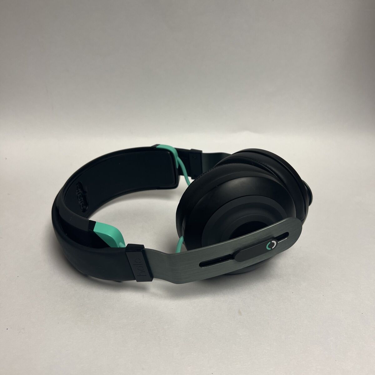 Halo Sport 2 - Wireless Headphones (Tested Read Description Halo Sport 2 - Wireless Headphones (Tested Read Description