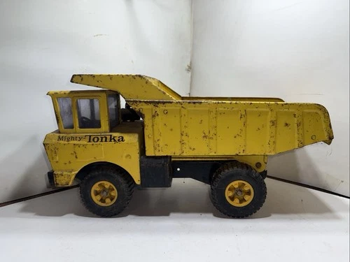 Vintage Mighty TONKA Dump Truck (31)