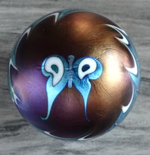 Lundberg Studios Daniel Salazar 1975 Art Glass Butterfly Pulled Paperweight