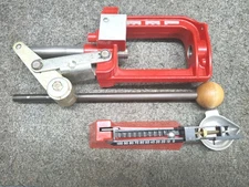 Lee Precision  Challenger Breech Lock Single Stage Press W/ Powder/Bullet Scale