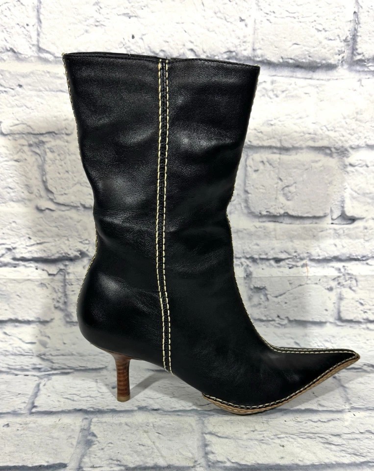 Botas para mujer Diba 8M punta punta cuero suave tacón 3" costuras en contraste negras Foto 2 de 4