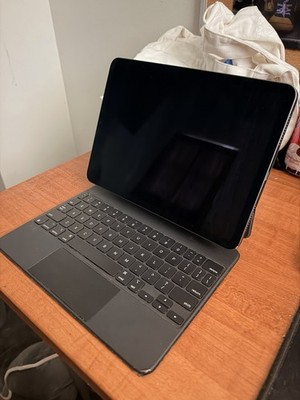 Apple iPad Air 4th Generation Bundle with Magic Keyboard and Apple Pencil