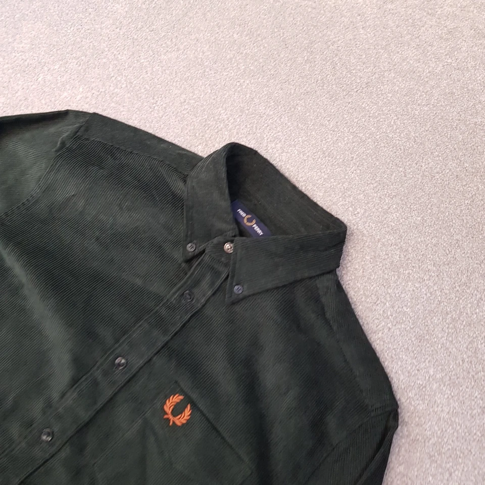 Fred Perry Mens Shirt Medium Green Corduroy Cord Worker Overshirt Casuals Mod - Image 2 of 4