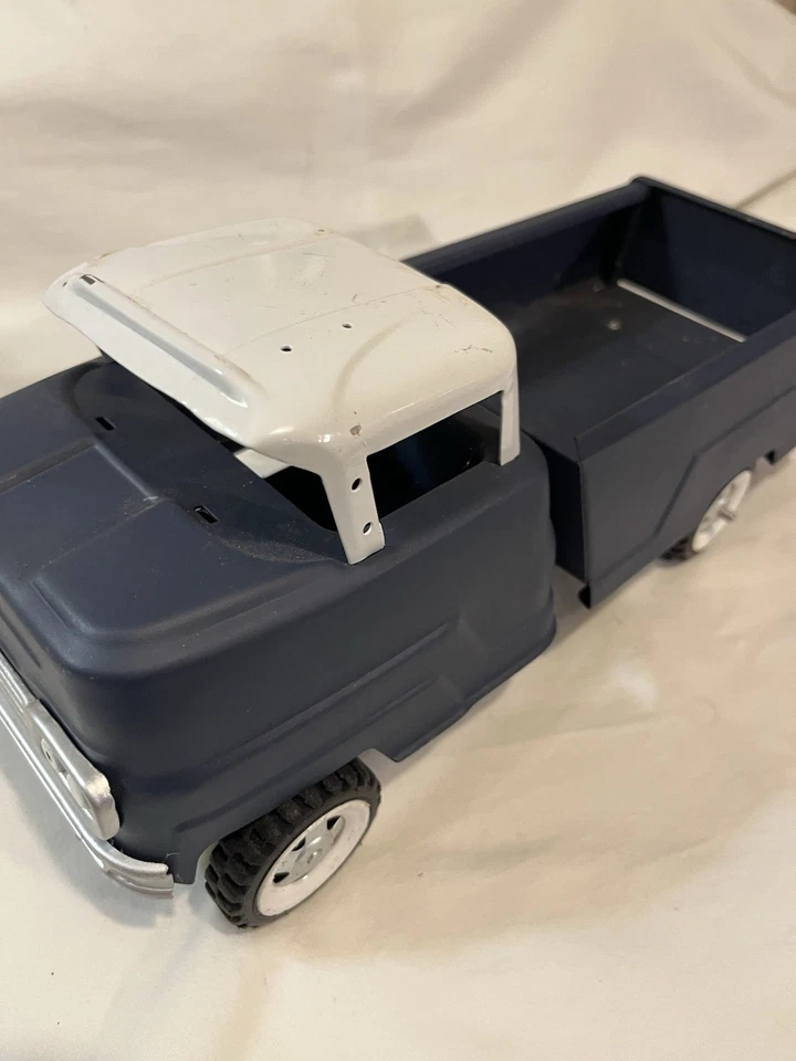 Structo Western Auto The Family Store Snub Nose Pick-Up - Image 4 of 4