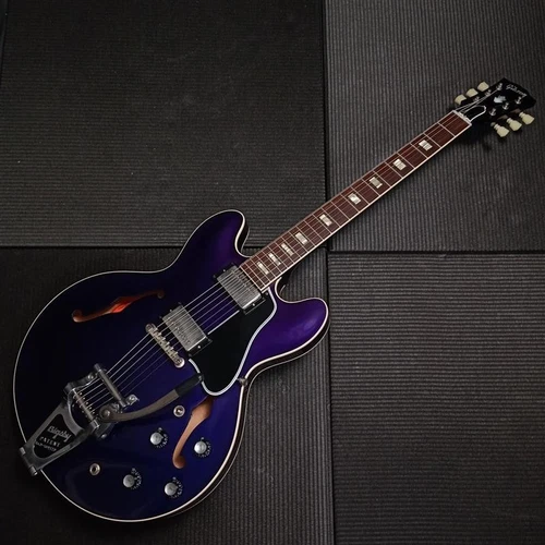 Gibson Custom Shop 1964 Es-335 Reissue Vos Candy Apple Blue W/Bigsby Safe delive