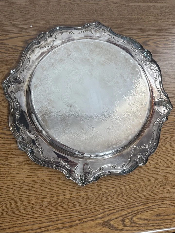 "Bandeja de platos Chantilly By Gorham mediana perseguida placa plateada vieira redonda de 15""" Foto 4 de 4