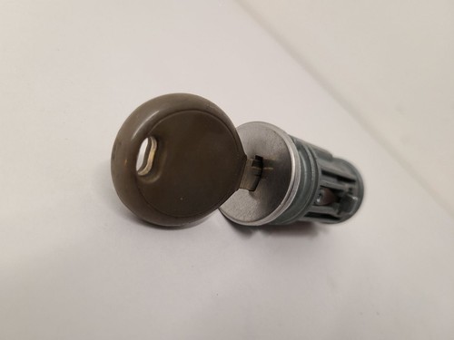 2005-2007 JEEP LIBERTY Ignition Switch 05003843AB 05-07 - Picture 2 of 8