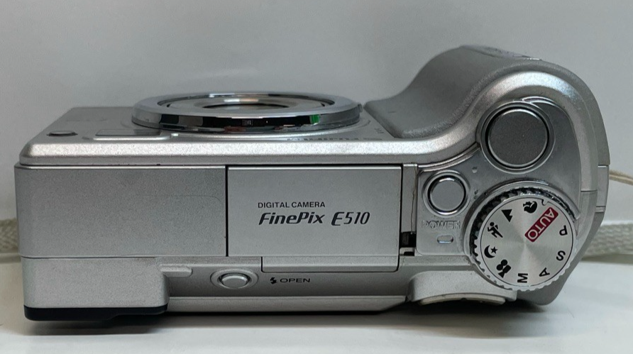 Fujifilm Finepix E Series E510 5.2MP Digital Camera - Silver for