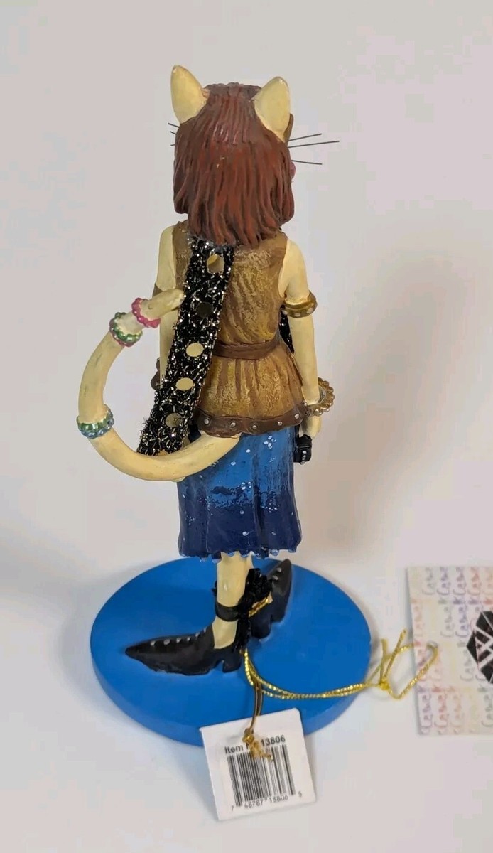 Catwalk Fashion Cat Figurine, 13806, Westland Giftware, 2005, Free