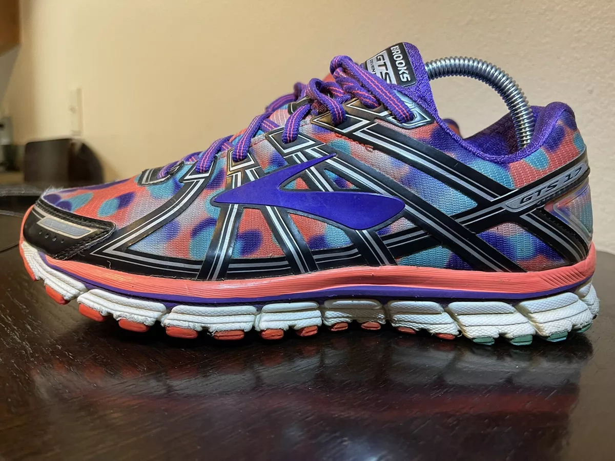 Women's adrenaline gts hotsell 17 running shoes