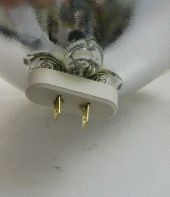 GE 200 Watt 6.6A 45V Sealed Beam Aircraft Lamp - PAR56 - Mogul End GX16d (18309) - Image 3 of 4