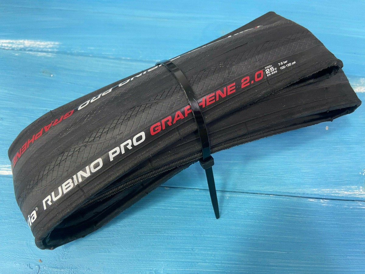 Vittoria Open Rubino Pro Graphene 2.0 700x25 Folding Tire (Black