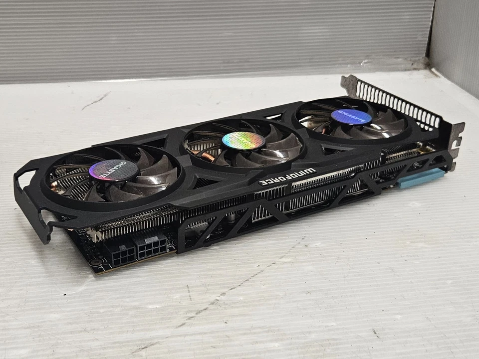 AMD Radeon R9 280, 3GB GDDR5, 384BIT, HDMI, Gigabyte GA-R928WF3OC-3GD, WORKING - Image 4 of 4