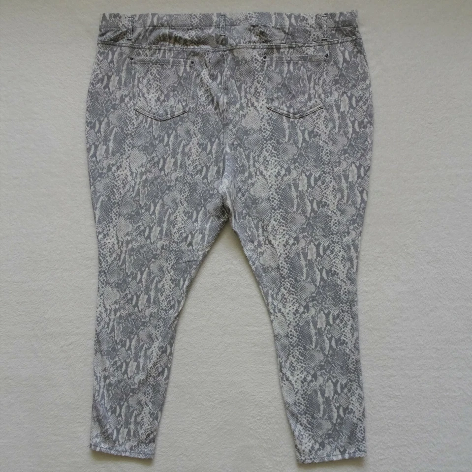 Leggings Style&Co Feminina Plus Size 4X Cinza Pele de Cobra Elástica Confortável - Imagem 2 de 4