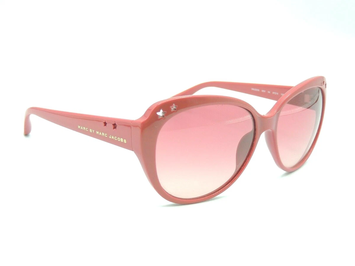 Marc Jacobs Women display picture 1