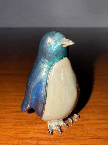 Vtg Monet Turquoise & White Penguin Enameled Trinket Box Signed - Picture 1 of 16