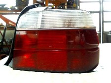 Heckleuchte / Rückleuchte Rechts BMW E36 316i compact Sofortversand
