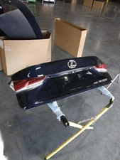 Trunk/Hatch/Tailgate Rear View Camera Fits 17-19 LEXUS IS300 440724