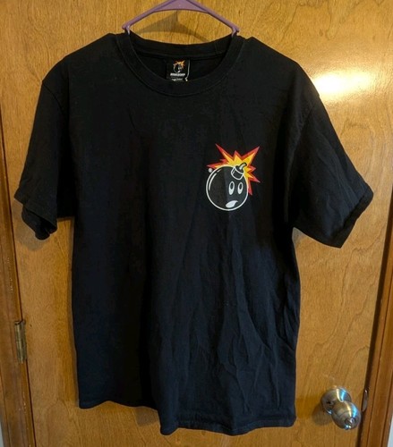 Vintage Y2K THE HUNDREDS Adam Bomb Rare Original Logo Tee Shirt Top Skateboard