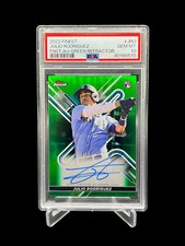 2022 Topps Finest Autographs Julio Rodriguez FA-JRO Green Refractor /99 PSA 10