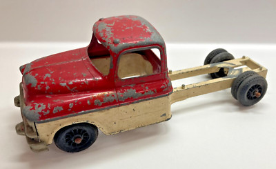 Hubley kiddie toy steel dump truck 494 Red/ White Vintage Antique USA