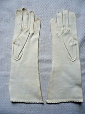 VINTAGE WOMAN'S WHITE COTTON GLOVES SIZE 7 MADE IN ITALY 11.5" IN LENGTH