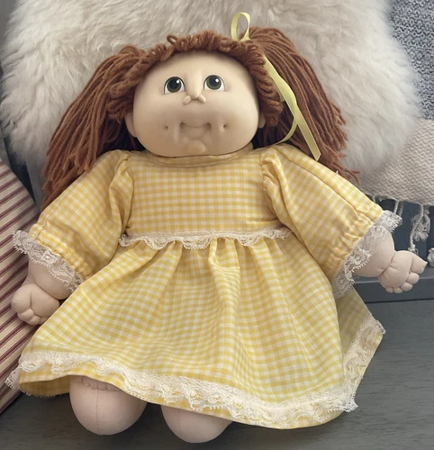 Vintage 1984 MN Thomas Baby Brown Hair Green Eyes Cabbage Patch Kids Girl Doll