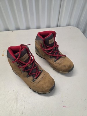 Columbia Boots Youth Size 5