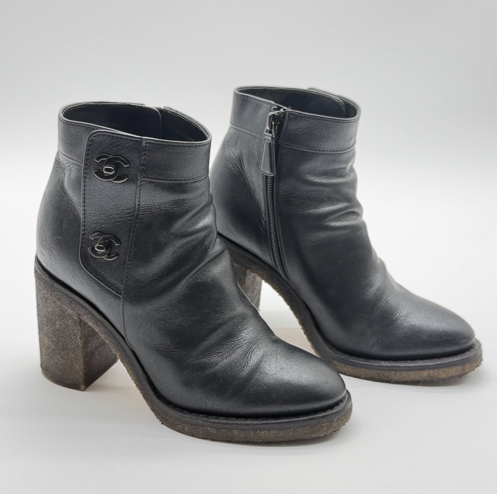 Chanel CC Turnlock Ankle Boots EU 36.5  US 6 Black Block Heel Booties