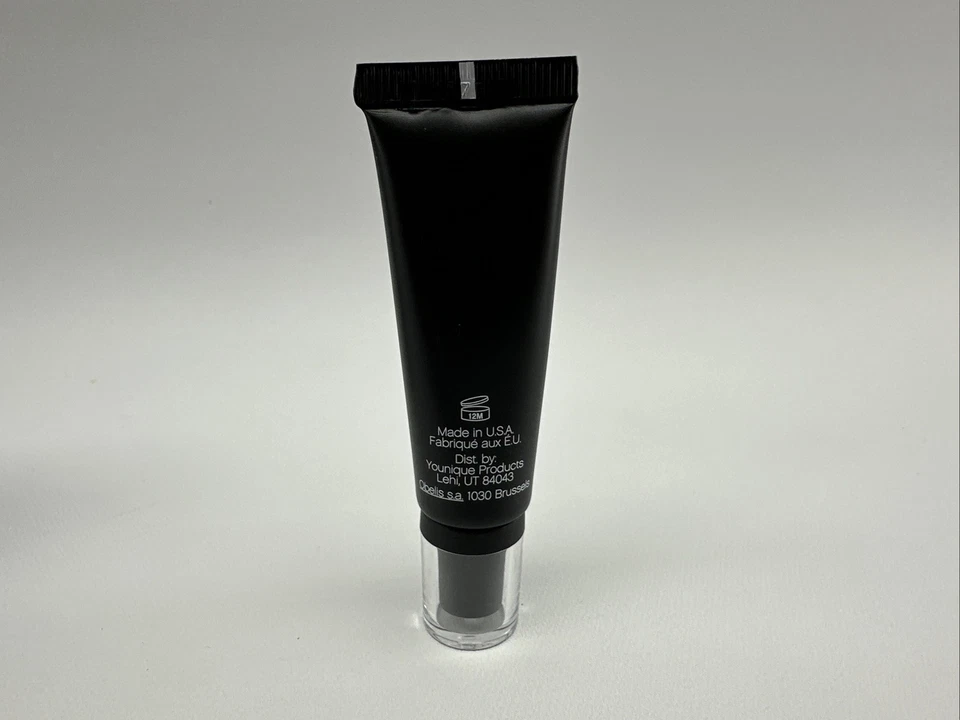 Younique Moodstruck Eye Primer New in Box 0.34 fl oz Quantity of 2 - Image 3 of 4