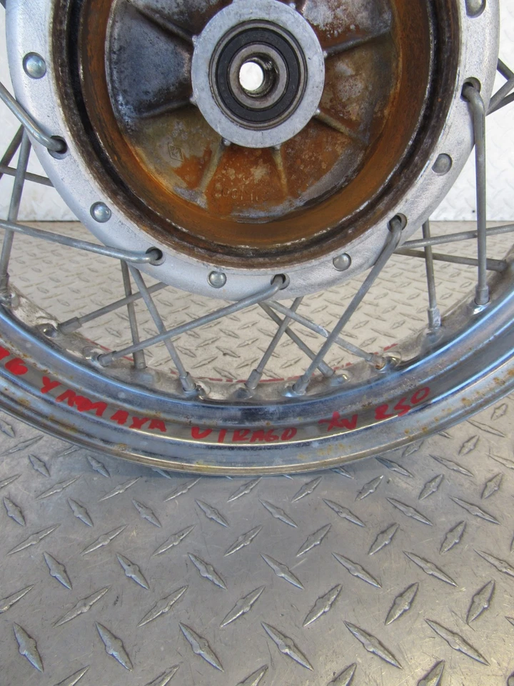 Llanta trasera Yamaha XV250 XV 250 1996 96 Virago Foto 4 de 4