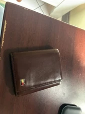 Tommy Hilfiger Men's Leather Credit Card Wallet Slim Trifold Brown