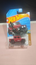 Hot Wheels '15 Land Rover Defender Double Cab HW Dirt #10/10 Red Diecast New