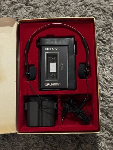 SONY Walkman Deluxe WM-3 Cassette Player Leather Case And Original Box As-Is