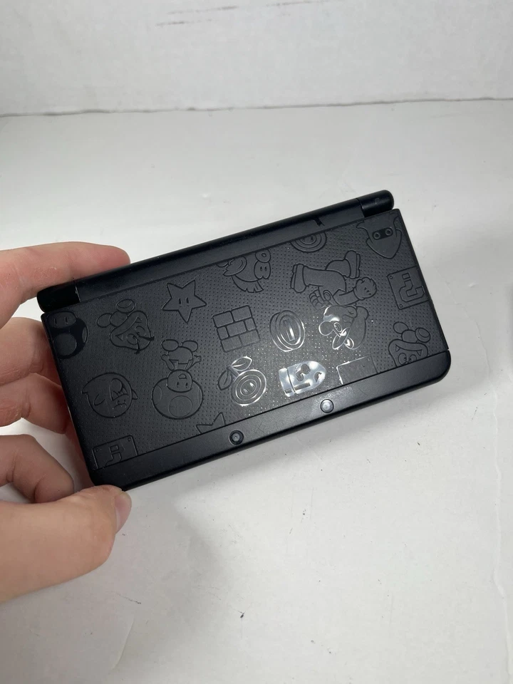 Nintendo 3DS Original Super Mario Edition Handheld System - Black - TESTED - Image 2 of 4