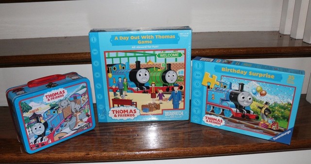 thomas and friends table and chair set