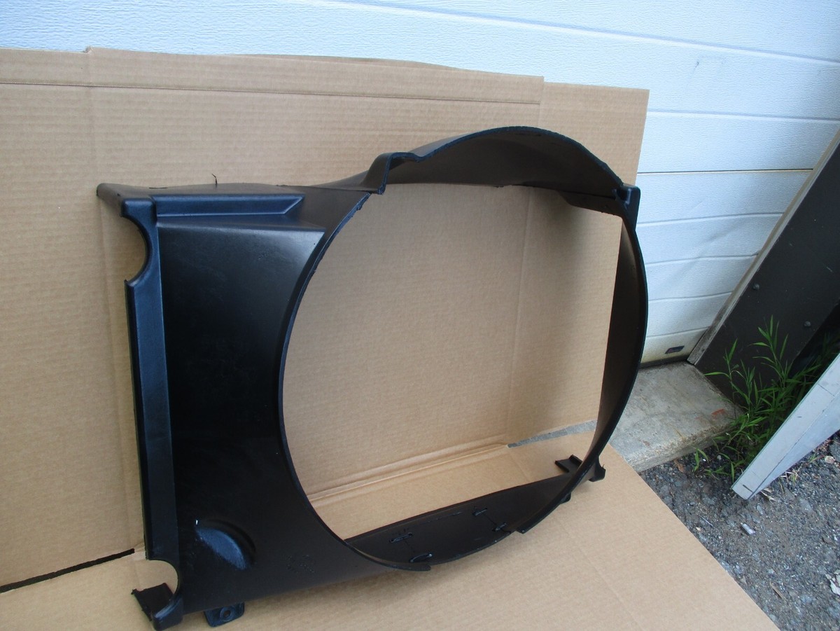 Radiators4Less Aluminum Fan Shroud For 70-81 Trans Am – Uses 14" Fans – USA Made