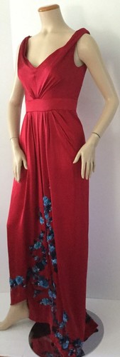 Carolina Herrera Vestido de seda rojo adornado (talla 2) - MSRP $4999.00 - Imagen 7 de 12