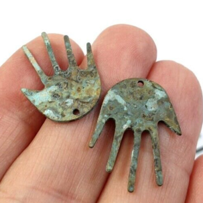 12ps Hamsa hand charm raw brass blank Blue aged green patina jewelry DIY 575