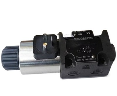 1PCS  new Electromagnetic valve DS3-RSA1/11N-D24K1 By DHL or FedEX