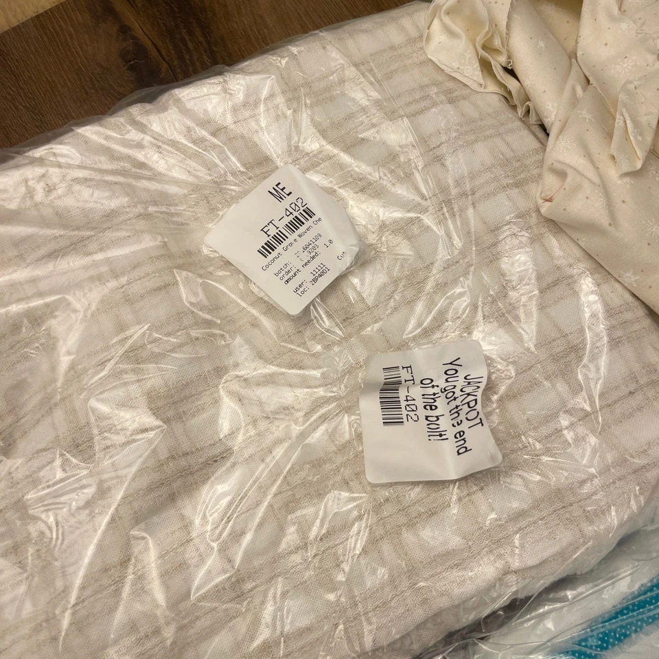 Lote de estampados florales de tela surtidos, encaje, cinta de mariposa Foto 2 de 4