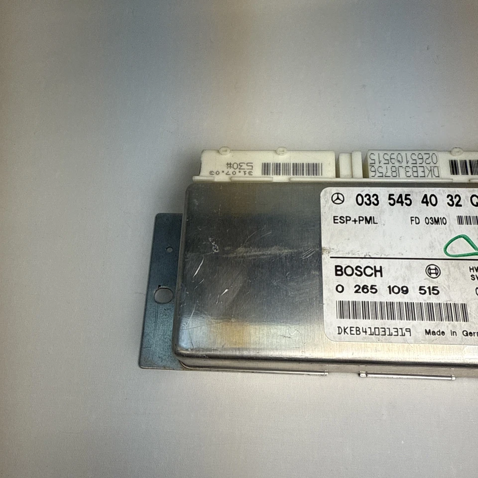 03-06 Módulo de control motor mercedes-benz e320 e500 e55 c230 c280 0335454032q04 Foto 3 de 4