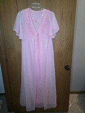 Vintage '60's Sheer Pink Nylon Lace Chiffon Peignoir Set Robe Size Small