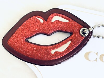 COACH レッド レザー チャーム NEW COACH RED GLITTER LEATHER LIPS HANGTAG BAG CHARM SILVER