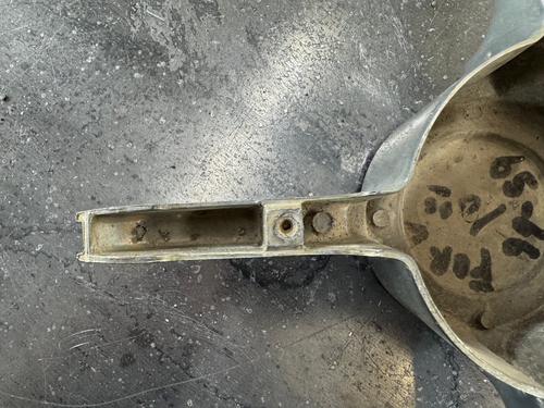 1965 FORD GALAXIE 500 HUB CAP CENTER SPINNER - Picture 8 of 8