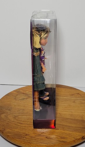 Bratz Original Fianna Serie 3 Fashion Doll con 2 abiti nuova con scatola con etichette - Foto 3 di 9