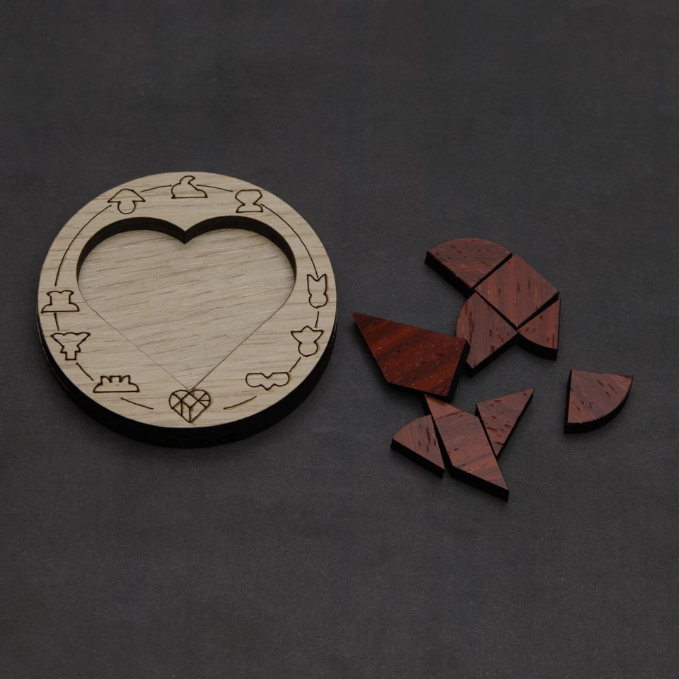 Broken Heart Minipuzzle - Level 8 - Siebenstein Spiele - Tangram Style Puzzle - Image 2 of 2